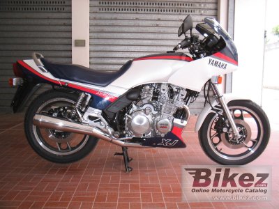 1985 Yamaha XJ 900 F photo